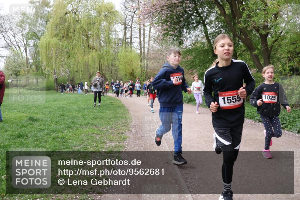 19.04.2026 - Hammer Lauf Lena Gebhardt http://msf.ph/oto/9562681 19.04.2026 09:26:55 Laufen 14, 1025, 1289, 16, 1555 meine-sportfotos.de