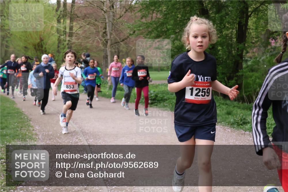 19.04.2026 - Hammer Lauf Lena Gebhardt http://msf.ph/oto/9562689 19.04.2026 09:26:57 Laufen 853, 1429, 1259 meine-sportfotos.de