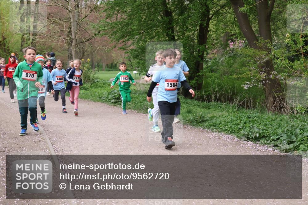19.04.2026 - Hammer Lauf Lena Gebhardt http://msf.ph/oto/9562720 19.04.2026 09:27:04 Laufen 1918, 970, 1486, 1112, 99, 1192, 1504 meine-sportfotos.de