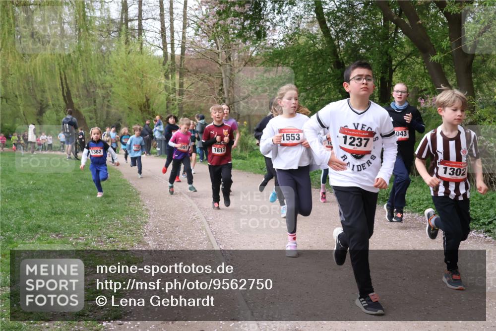 19.04.2026 - Hammer Lauf Lena Gebhardt http://msf.ph/oto/9562750 19.04.2026 09:27:11 Laufen 91, 148, 1812, 1382, 1553, 16, 1237, 043, 16, 1302 meine-sportfotos.de