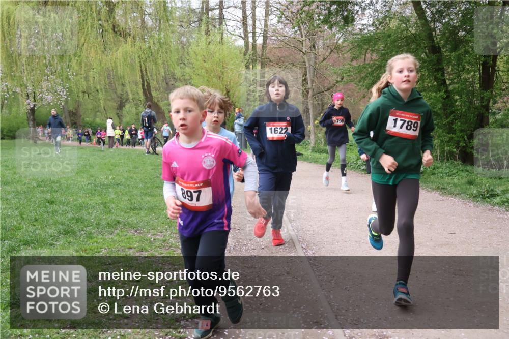 19.04.2026 - Hammer Lauf Lena Gebhardt http://msf.ph/oto/9562763 19.04.2026 09:27:14 Laufen 897, 1622, 790, 16, 1789 meine-sportfotos.de