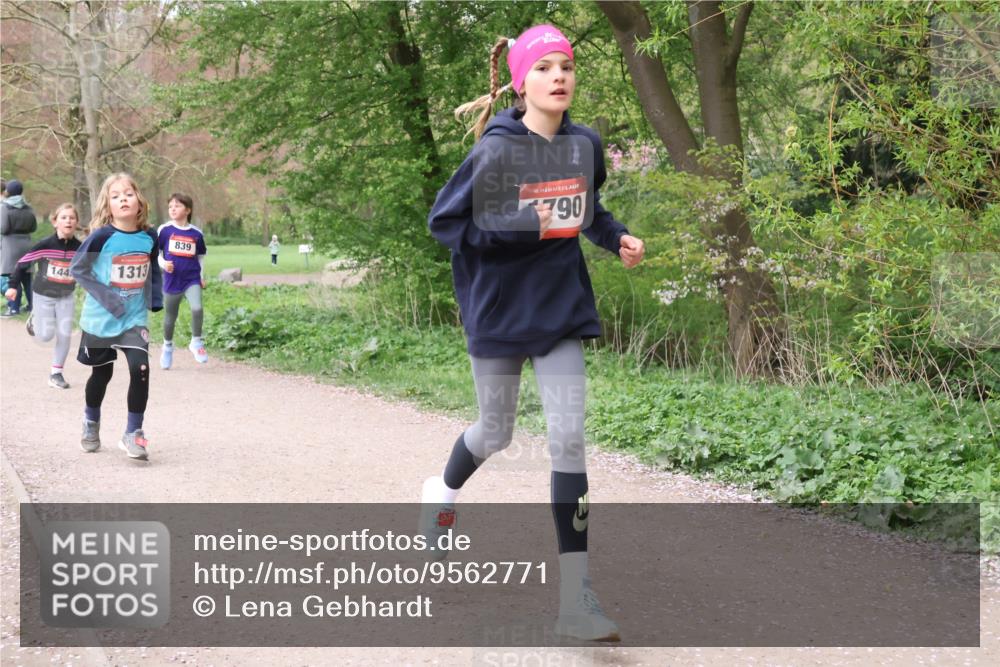 19.04.2026 - Hammer Lauf Lena Gebhardt http://msf.ph/oto/9562771 19.04.2026 09:27:16 Laufen 144, 1313, 839, 16, 790 meine-sportfotos.de