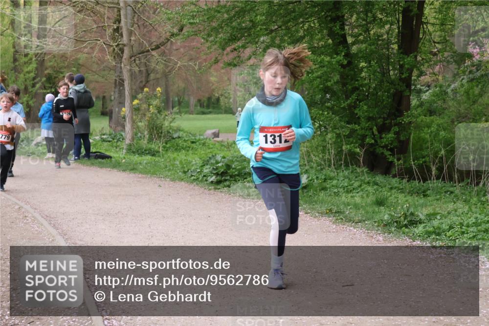 19.04.2026 - Hammer Lauf Lena Gebhardt http://msf.ph/oto/9562786 19.04.2026 09:27:20 Laufen 779, 226, 16, 131 meine-sportfotos.de
