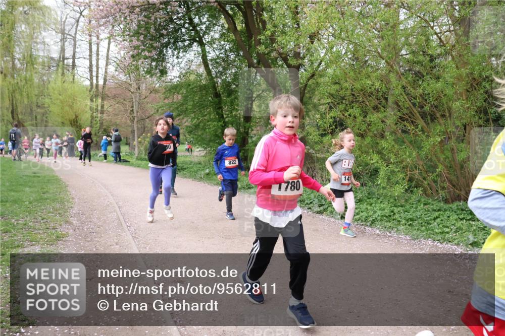 19.04.2026 - Hammer Lauf Lena Gebhardt http://msf.ph/oto/9562811 19.04.2026 09:27:30 Laufen 60, 822, 1780, 141 meine-sportfotos.de