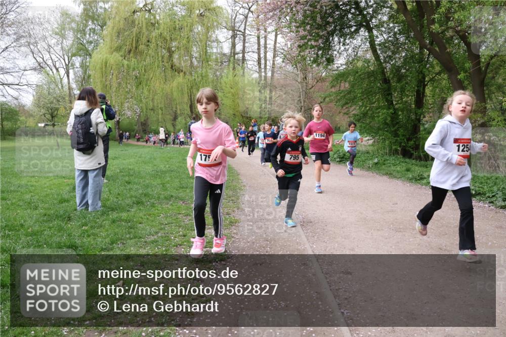 19.04.2026 - Hammer Lauf Lena Gebhardt http://msf.ph/oto/9562827 19.04.2026 09:27:38 Laufen 795, 175, 1194, 1511, 16, 1254 meine-sportfotos.de