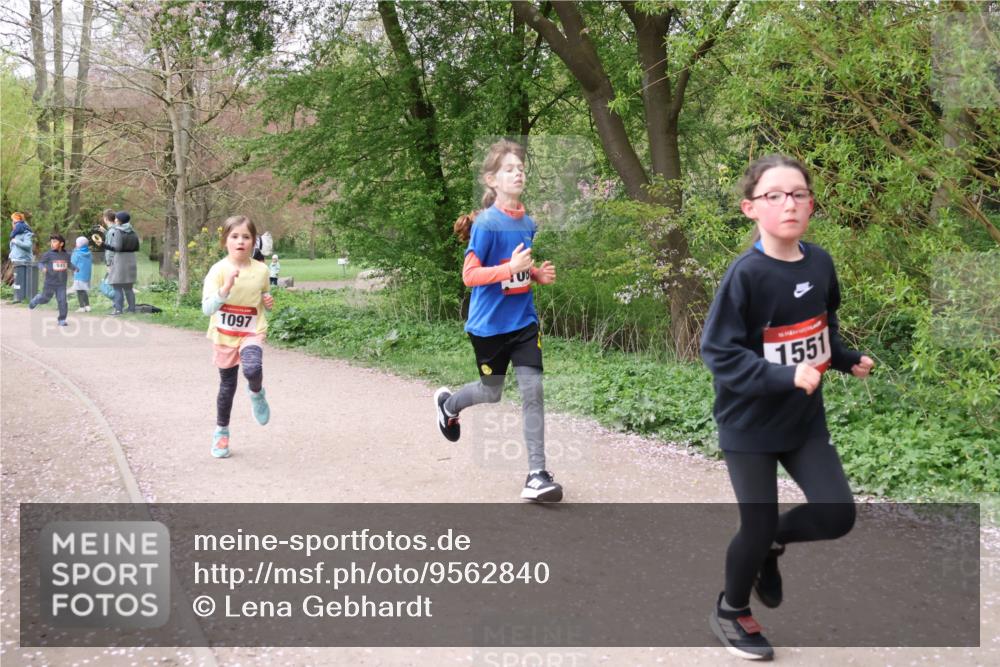 19.04.2026 - Hammer Lauf Lena Gebhardt http://msf.ph/oto/9562840 19.04.2026 09:27:43 Laufen 841, 1097, 0, 1551 meine-sportfotos.de