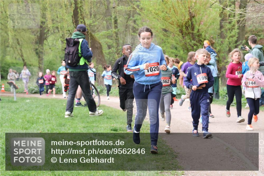 19.04.2026 - Hammer Lauf Lena Gebhardt http://msf.ph/oto/9562846 19.04.2026 09:27:46 Laufen 140, 1020, 562, 155, 1892, 144 meine-sportfotos.de