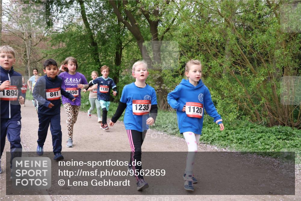 19.04.2026 - Hammer Lauf Lena Gebhardt http://msf.ph/oto/9562859 19.04.2026 09:27:53 Laufen 1892, 1771, 841, 650, 11, 1135, 16, 1235, 16, 1120 meine-sportfotos.de