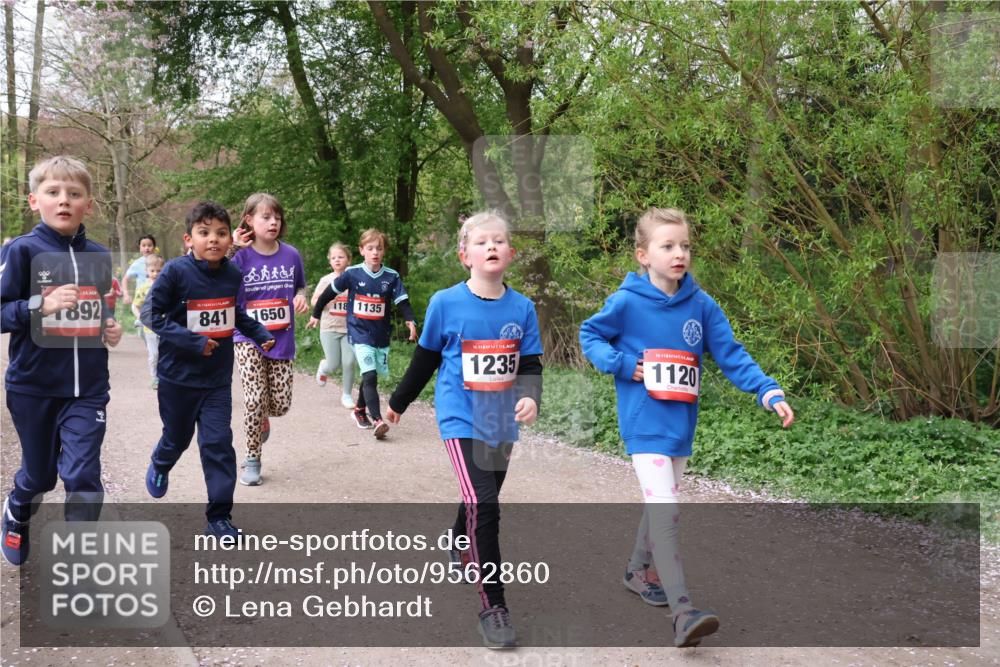 19.04.2026 - Hammer Lauf Lena Gebhardt http://msf.ph/oto/9562860 19.04.2026 09:27:53 Laufen 892, 841, 1650, 118, 1135, 16, 1235, 16, 1120 meine-sportfotos.de