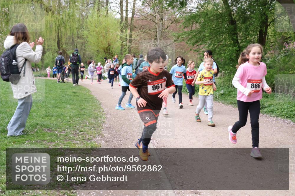 19.04.2026 - Hammer Lauf Lena Gebhardt http://msf.ph/oto/9562862 19.04.2026 09:27:54 Laufen 150, 16, 961, 1487, 1771, 16, 866 meine-sportfotos.de