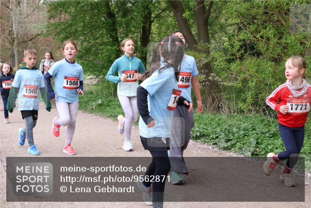 19.04.2026 - Hammer Lauf Lena Gebhardt http://msf.ph/oto/9562871 19.04.2026 09:27:57 Laufen 706, 1505, 824, 16, 1508, 547, 496, 16, 16, 1771 meine-sportfotos.de
