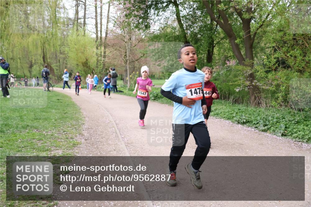 19.04.2026 - Hammer Lauf Lena Gebhardt http://msf.ph/oto/9562887 19.04.2026 09:28:02 Laufen 1547, 16, 147447 meine-sportfotos.de