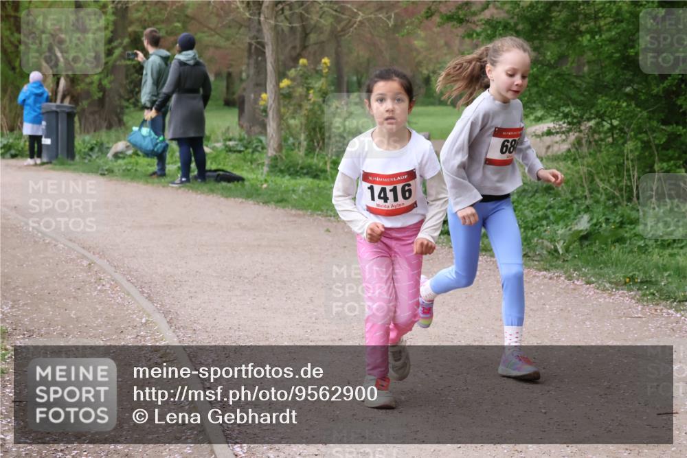 19.04.2026 - Hammer Lauf Lena Gebhardt http://msf.ph/oto/9562900 19.04.2026 09:28:08 Laufen 16, 1416, 16, 68 meine-sportfotos.de