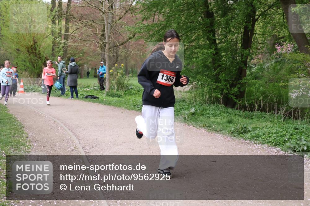19.04.2026 - Hammer Lauf Lena Gebhardt http://msf.ph/oto/9562925 19.04.2026 09:28:32 Laufen 1360, 110, 16, 1368 meine-sportfotos.de