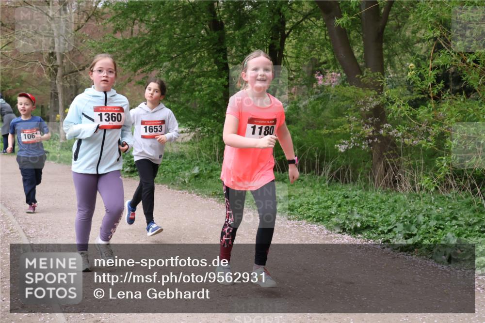19.04.2026 - Hammer Lauf Lena Gebhardt http://msf.ph/oto/9562931 19.04.2026 09:28:37 Laufen 106, 16, 1360, 1653, 16, 1180 meine-sportfotos.de