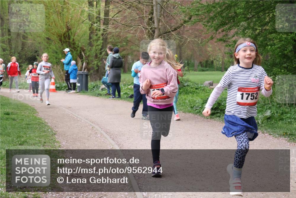19.04.2026 - Hammer Lauf Lena Gebhardt http://msf.ph/oto/9562944 19.04.2026 09:28:43 Laufen 1467, 1064, 16, 16, 1752 meine-sportfotos.de