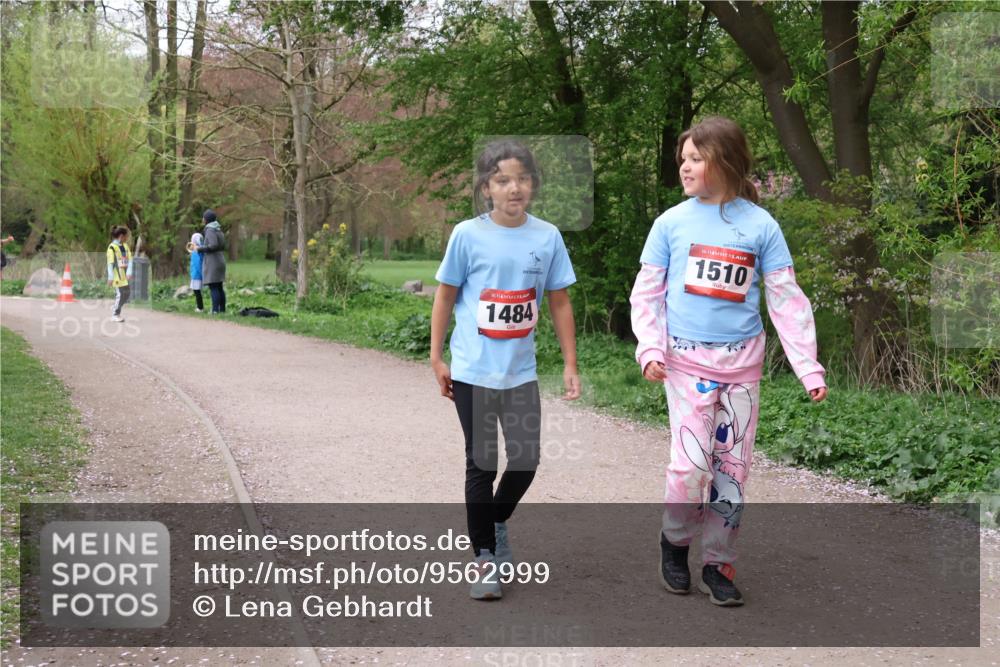 19.04.2026 - Hammer Lauf Lena Gebhardt http://msf.ph/oto/9562999 19.04.2026 09:29:18 Laufen 16, 1484, 16, 1510 meine-sportfotos.de
