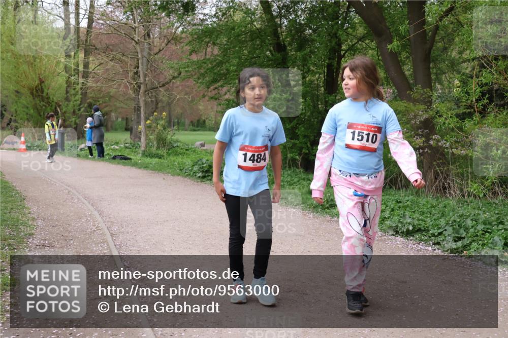 19.04.2026 - Hammer Lauf Lena Gebhardt http://msf.ph/oto/9563000 19.04.2026 09:29:19 Laufen 16, 1484, 16, 1510 meine-sportfotos.de