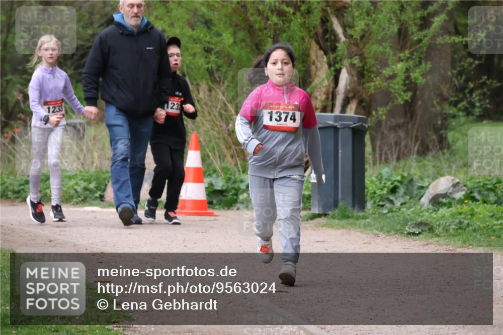 19.04.2026 - Hammer Lauf Lena Gebhardt http://msf.ph/oto/9563024 19.04.2026 09:30:22 Laufen 1233, 2718, 123, 16, 1374 meine-sportfotos.de
