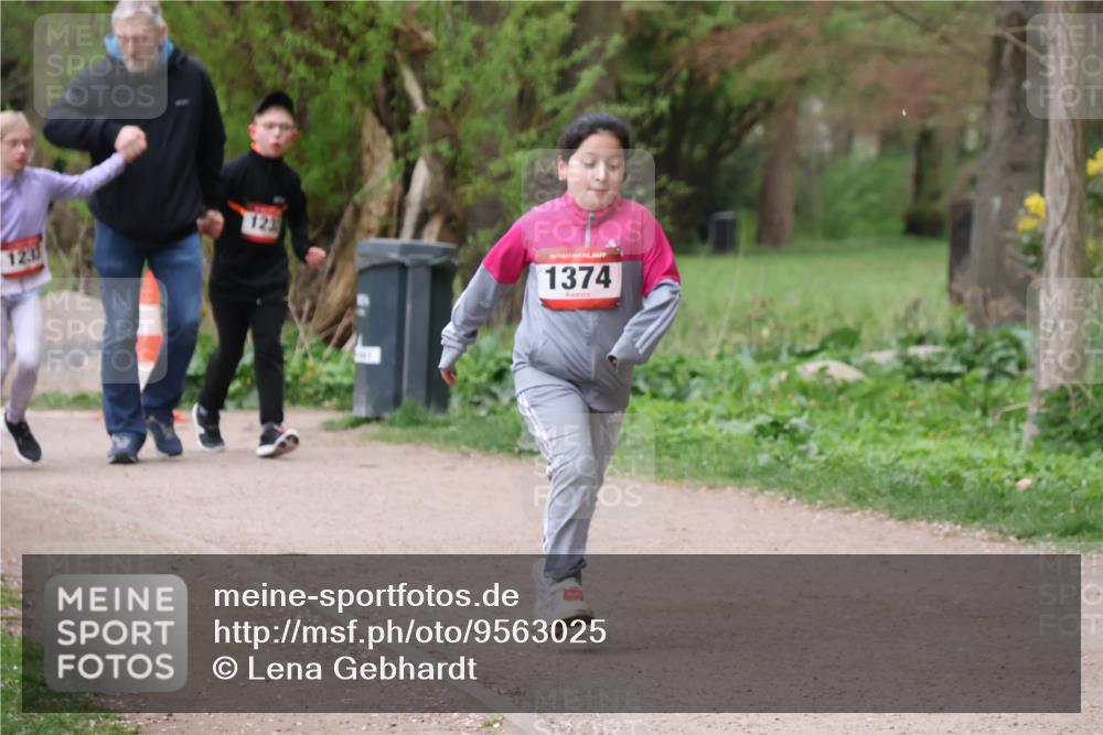 19.04.2026 - Hammer Lauf Lena Gebhardt http://msf.ph/oto/9563025 19.04.2026 09:30:23 Laufen 123, 123, 1374 meine-sportfotos.de