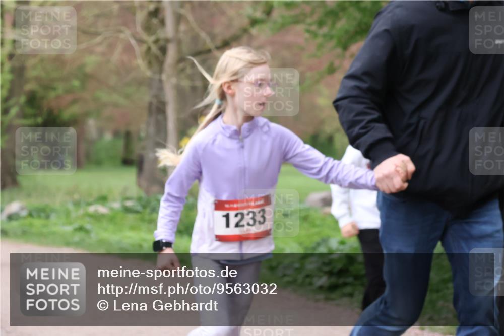 19.04.2026 - Hammer Lauf Lena Gebhardt http://msf.ph/oto/9563032 19.04.2026 09:30:32 Laufen 1233 meine-sportfotos.de