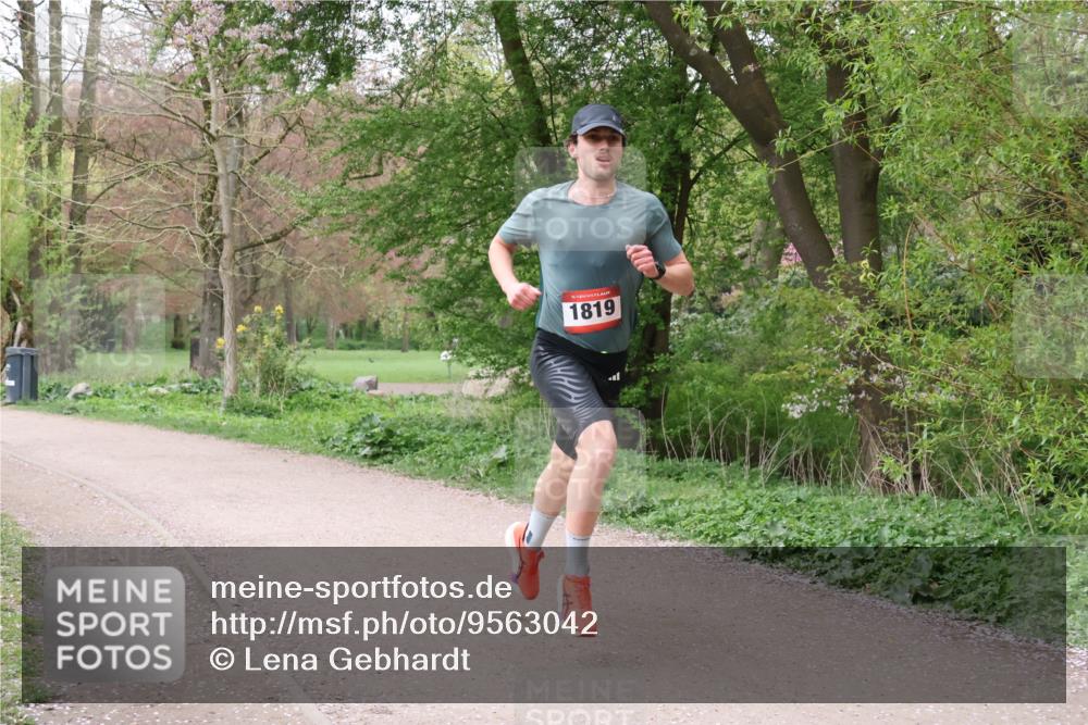 19.04.2026 - Hammer Lauf Lena Gebhardt http://msf.ph/oto/9563042 19.04.2026 10:00:53 Laufen 1819 meine-sportfotos.de