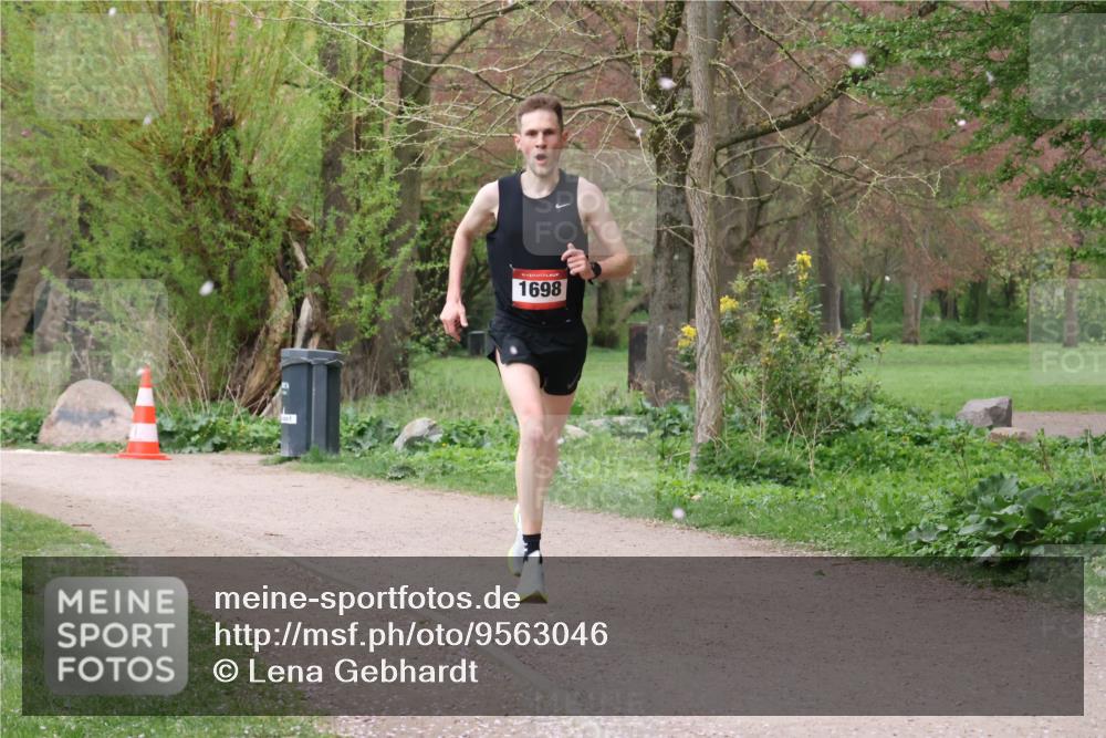 19.04.2026 - Hammer Lauf Lena Gebhardt http://msf.ph/oto/9563046 19.04.2026 10:01:39 Laufen 1698 meine-sportfotos.de