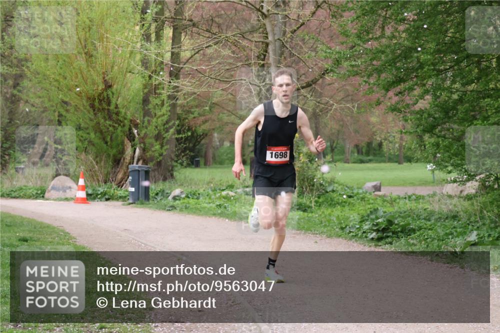 19.04.2026 - Hammer Lauf Lena Gebhardt http://msf.ph/oto/9563047 19.04.2026 10:01:40 Laufen 1698 meine-sportfotos.de