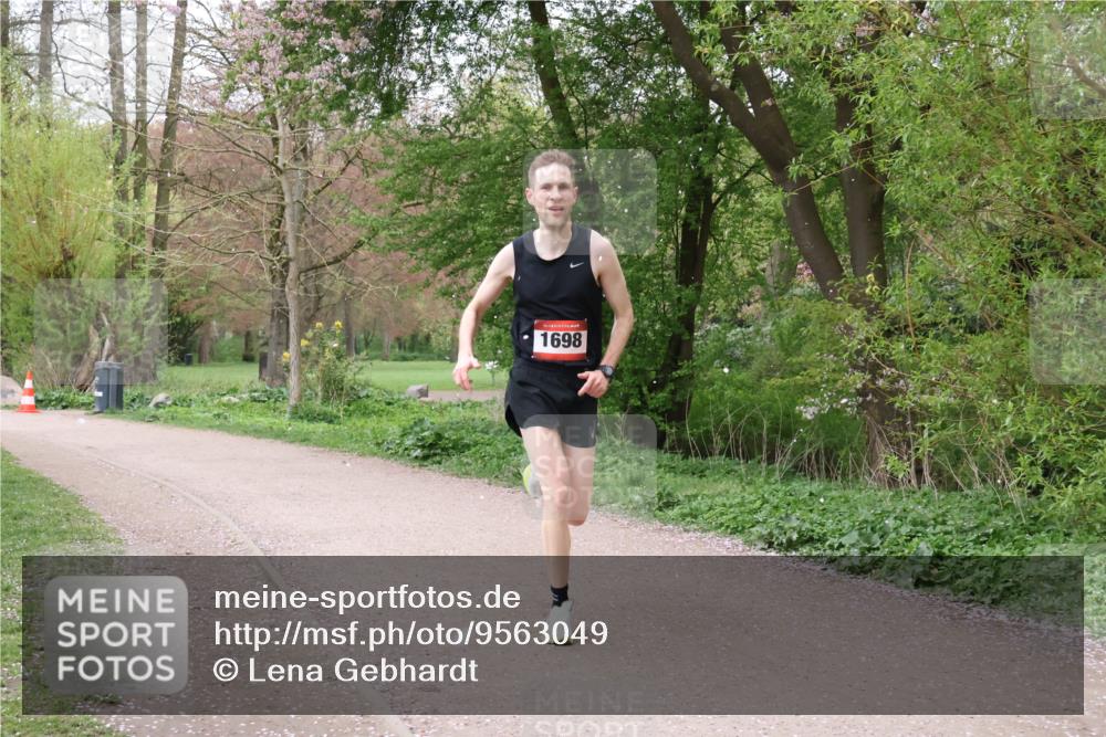19.04.2026 - Hammer Lauf Lena Gebhardt http://msf.ph/oto/9563049 19.04.2026 10:01:41 Laufen 1698 meine-sportfotos.de