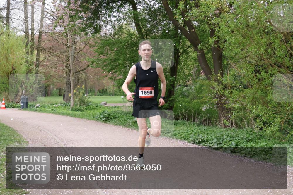 19.04.2026 - Hammer Lauf Lena Gebhardt http://msf.ph/oto/9563050 19.04.2026 10:01:41 Laufen 1698 meine-sportfotos.de