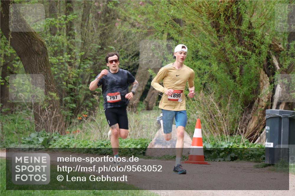 19.04.2026 - Hammer Lauf Lena Gebhardt http://msf.ph/oto/9563052 19.04.2026 10:02:22 Laufen 797, 895 meine-sportfotos.de