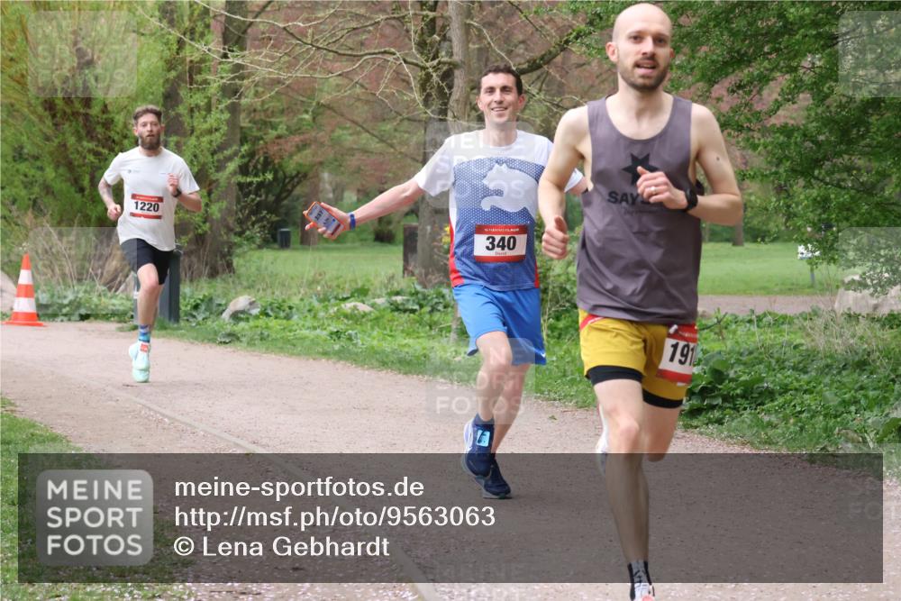 19.04.2026 - Hammer Lauf Lena Gebhardt http://msf.ph/oto/9563063 19.04.2026 10:02:43 Laufen 1220, 3, 57, 16, 340, 191 meine-sportfotos.de