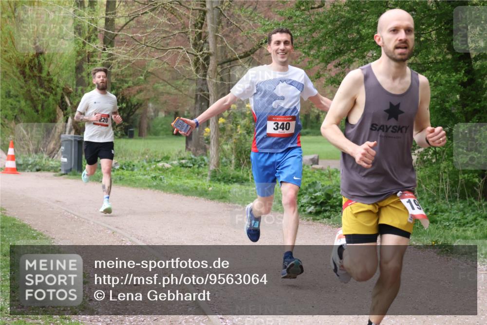 19.04.2026 - Hammer Lauf Lena Gebhardt http://msf.ph/oto/9563064 19.04.2026 10:02:44 Laufen 220, 16, 340, 19 meine-sportfotos.de