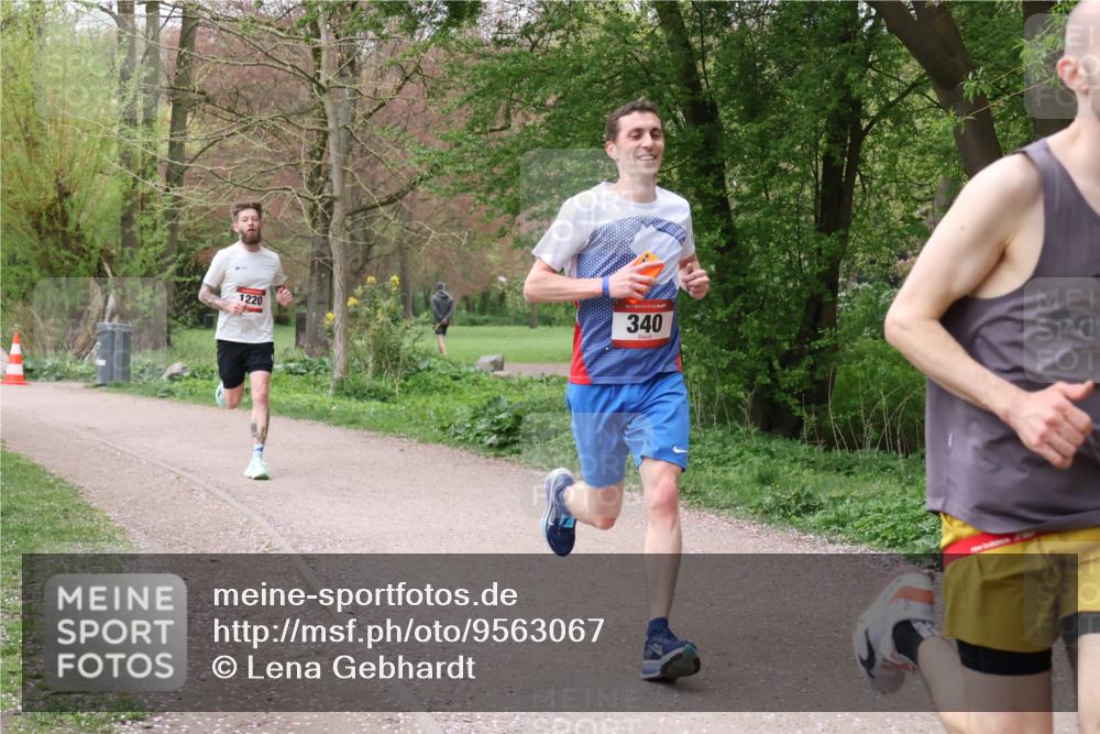 19.04.2026 - Hammer Lauf Lena Gebhardt http://msf.ph/oto/9563067 19.04.2026 10:02:44 Laufen 1220, 340 meine-sportfotos.de