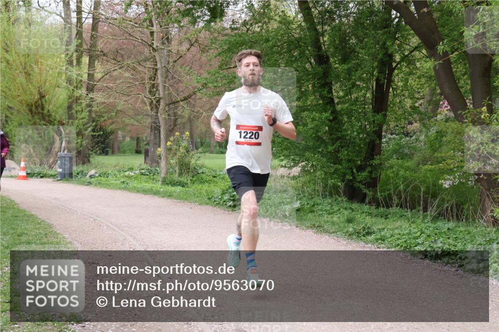 19.04.2026 - Hammer Lauf Lena Gebhardt http://msf.ph/oto/9563070 19.04.2026 10:02:46 Laufen 1220 meine-sportfotos.de
