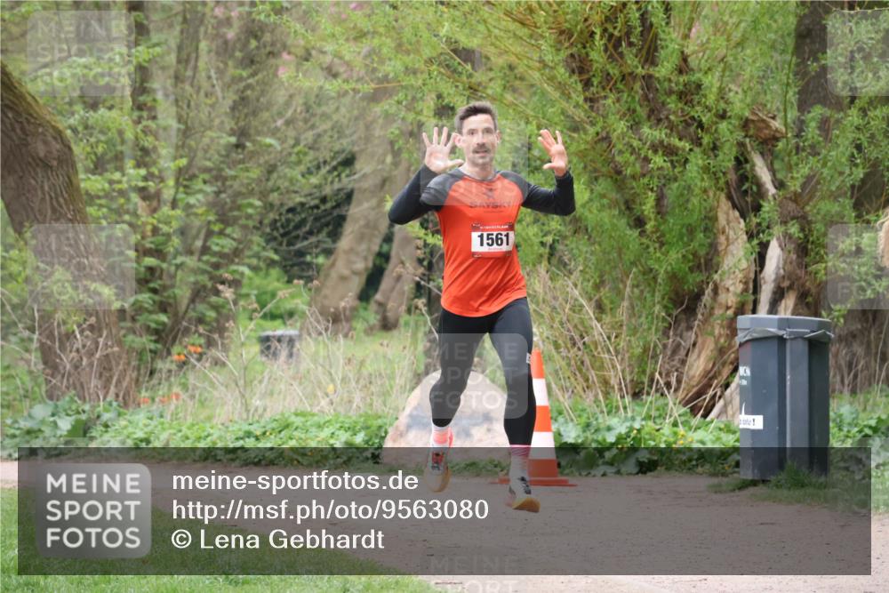 19.04.2026 - Hammer Lauf Lena Gebhardt http://msf.ph/oto/9563080 19.04.2026 10:03:17 Laufen 1561 meine-sportfotos.de