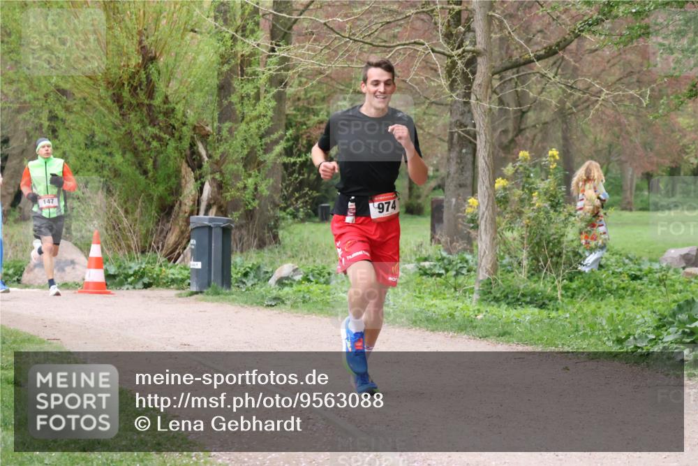 19.04.2026 - Hammer Lauf Lena Gebhardt http://msf.ph/oto/9563088 19.04.2026 10:03:22 Laufen 147, 974 meine-sportfotos.de
