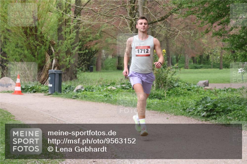 19.04.2026 - Hammer Lauf Lena Gebhardt http://msf.ph/oto/9563152 19.04.2026 10:04:47 Laufen 16, 1712 meine-sportfotos.de