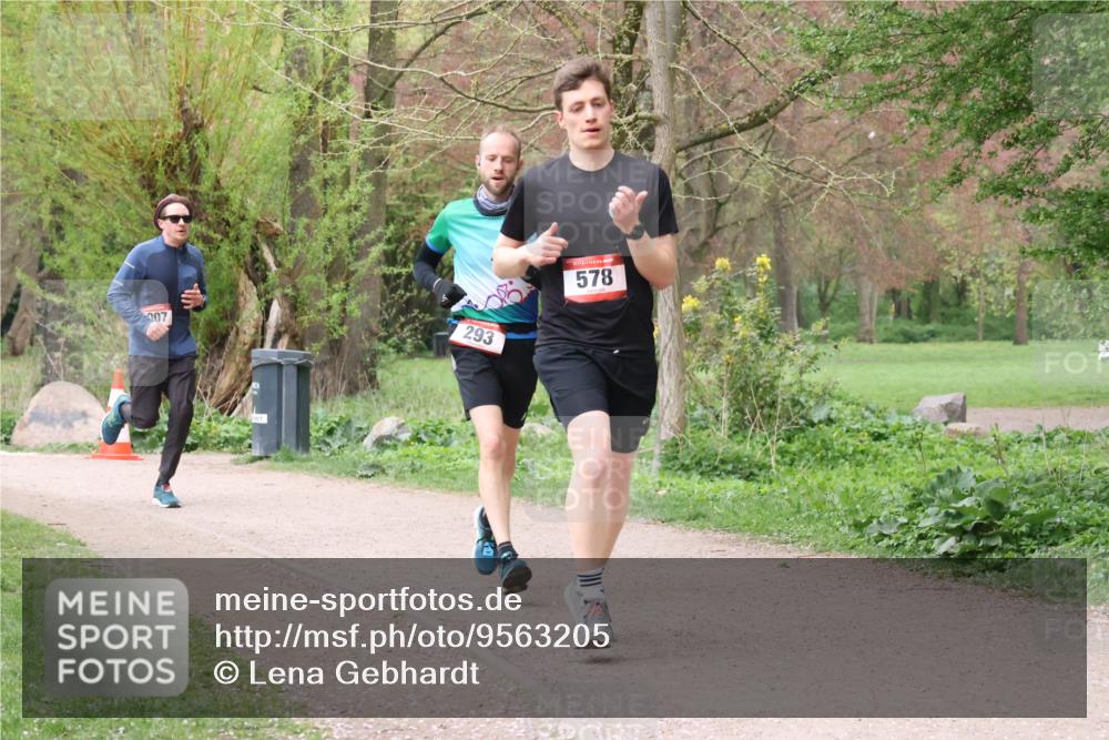 19.04.2026 - Hammer Lauf Lena Gebhardt http://msf.ph/oto/9563205 19.04.2026 10:06:09 Laufen 200, 293, 578 meine-sportfotos.de