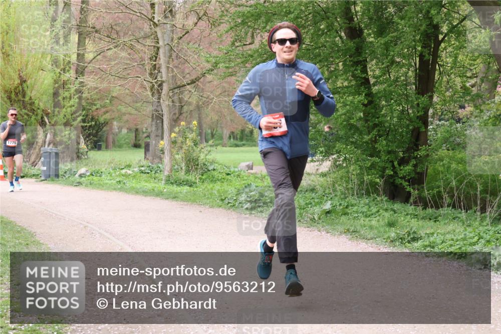 19.04.2026 - Hammer Lauf Lena Gebhardt http://msf.ph/oto/9563212 19.04.2026 10:06:13 Laufen 1775 meine-sportfotos.de