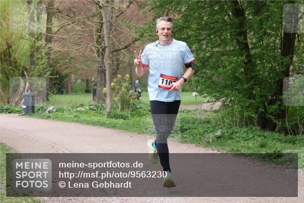 19.04.2026 - Hammer Lauf Lena Gebhardt http://msf.ph/oto/9563230 19.04.2026 10:06:25 Laufen 16, 1107 meine-sportfotos.de