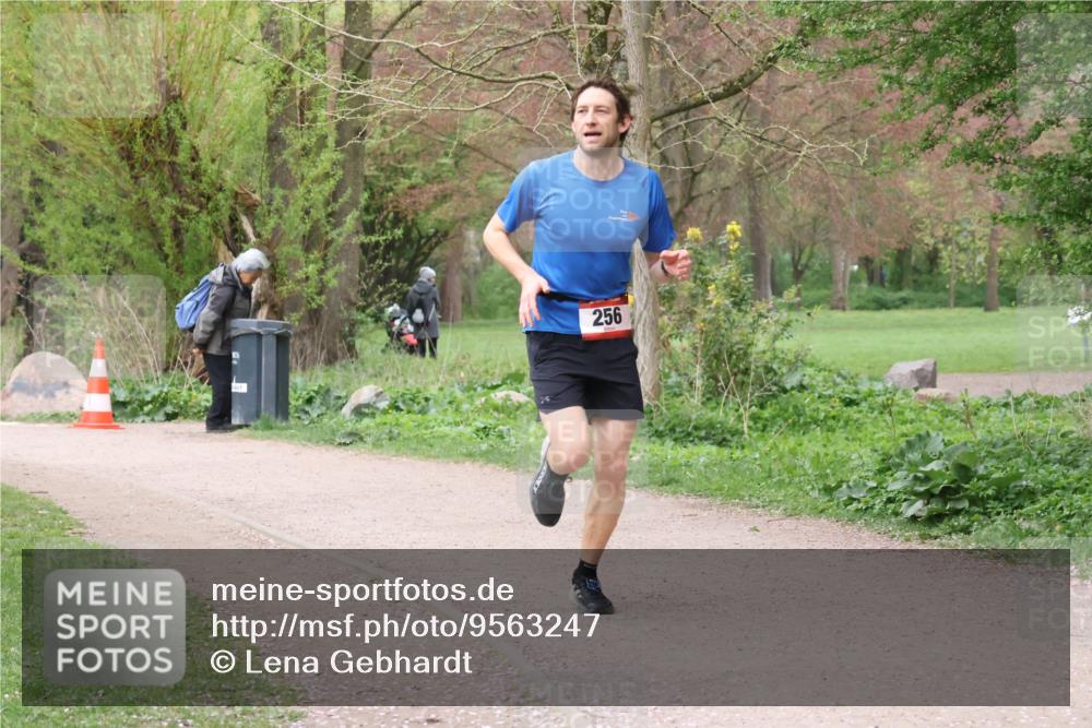 19.04.2026 - Hammer Lauf Lena Gebhardt http://msf.ph/oto/9563247 19.04.2026 10:06:41 Laufen 256 meine-sportfotos.de