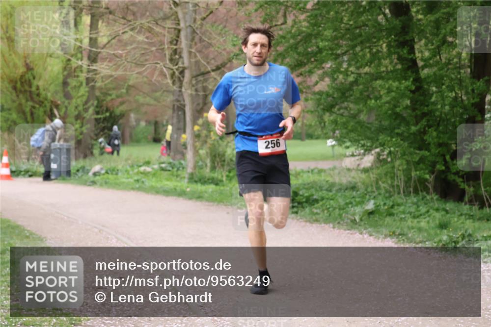 19.04.2026 - Hammer Lauf Lena Gebhardt http://msf.ph/oto/9563249 19.04.2026 10:06:42 Laufen 256 meine-sportfotos.de
