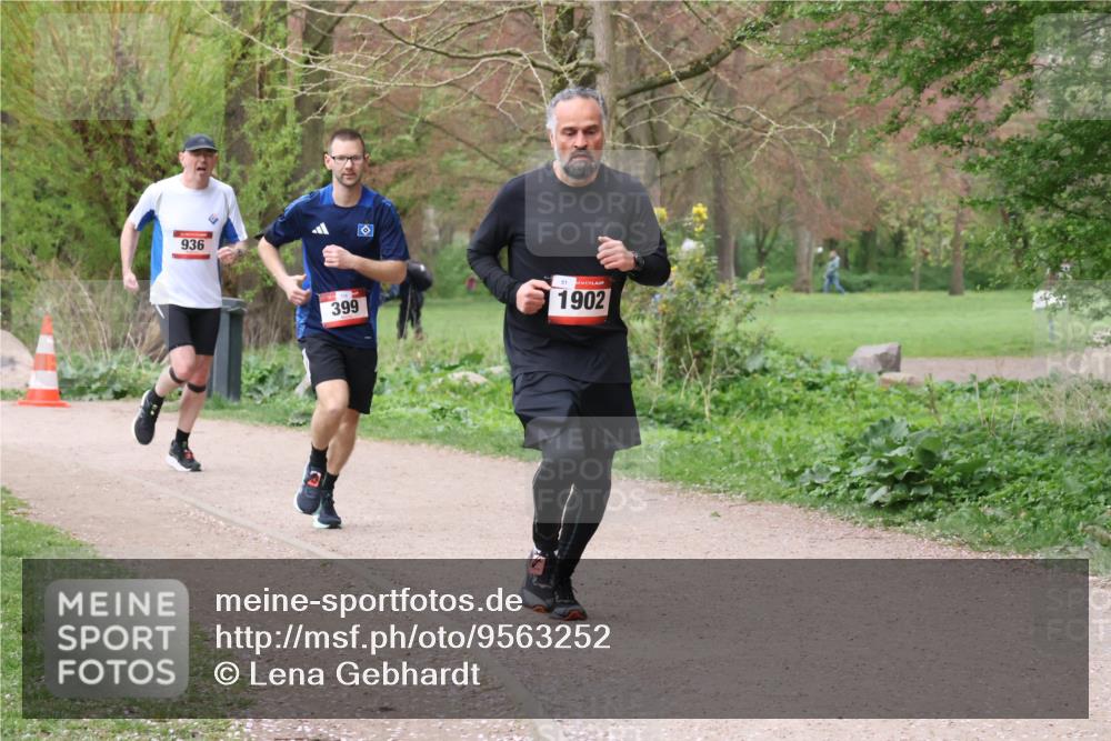 19.04.2026 - Hammer Lauf Lena Gebhardt http://msf.ph/oto/9563252 19.04.2026 10:06:52 Laufen 936, 1902, 51, 399 meine-sportfotos.de