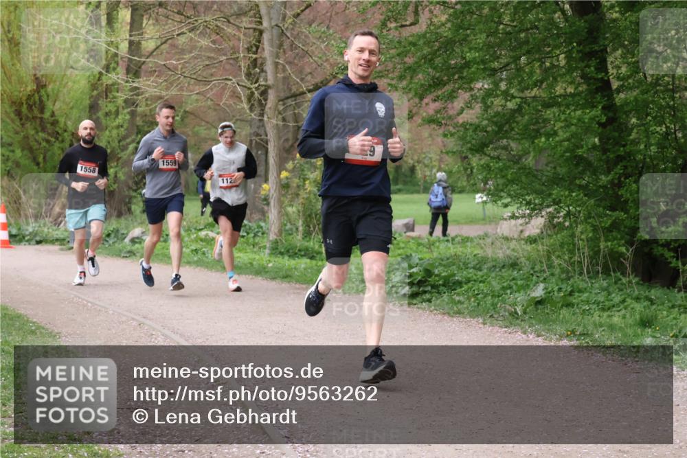 19.04.2026 - Hammer Lauf Lena Gebhardt http://msf.ph/oto/9563262 19.04.2026 10:06:57 Laufen 1558, 1559, 112 meine-sportfotos.de