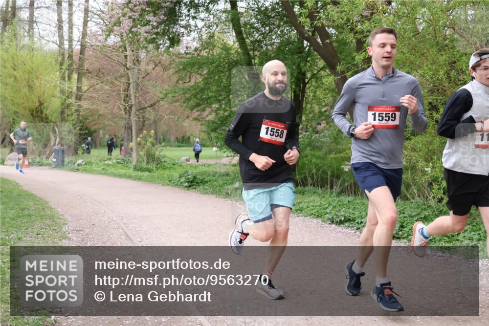 19.04.2026 - Hammer Lauf Lena Gebhardt http://msf.ph/oto/9563270 19.04.2026 10:07:00 Laufen 16, 1558, 16, 1559, 11 meine-sportfotos.de