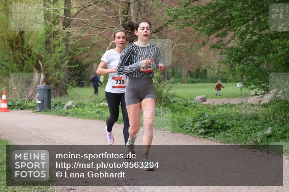 19.04.2026 - Hammer Lauf Lena Gebhardt http://msf.ph/oto/9563294 19.04.2026 10:07:17 Laufen 735, 26 meine-sportfotos.de