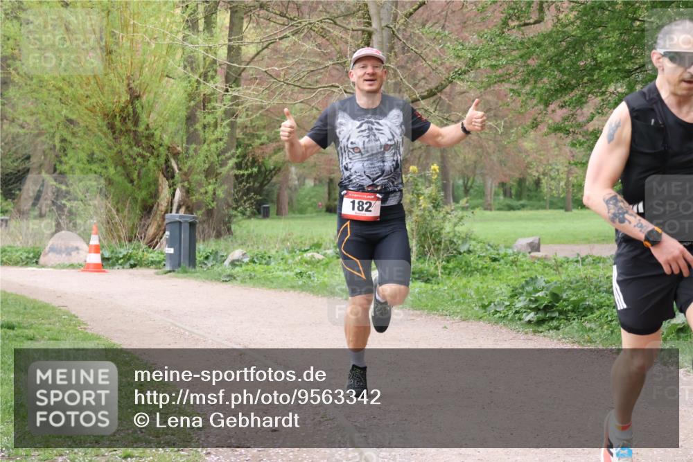 19.04.2026 - Hammer Lauf Lena Gebhardt http://msf.ph/oto/9563342 19.04.2026 10:08:06 Laufen 182 meine-sportfotos.de