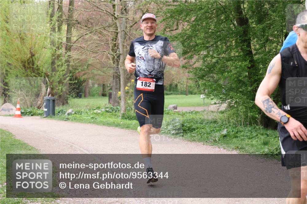 19.04.2026 - Hammer Lauf Lena Gebhardt http://msf.ph/oto/9563344 19.04.2026 10:08:06 Laufen 182 meine-sportfotos.de