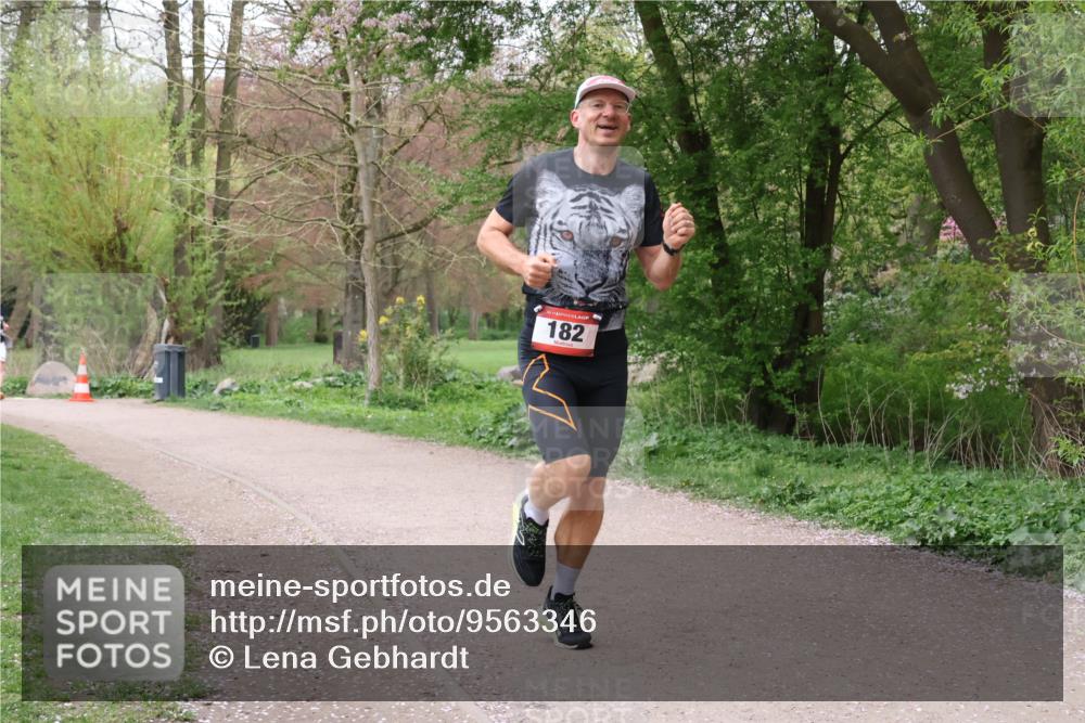 19.04.2026 - Hammer Lauf Lena Gebhardt http://msf.ph/oto/9563346 19.04.2026 10:08:07 Laufen 182 meine-sportfotos.de